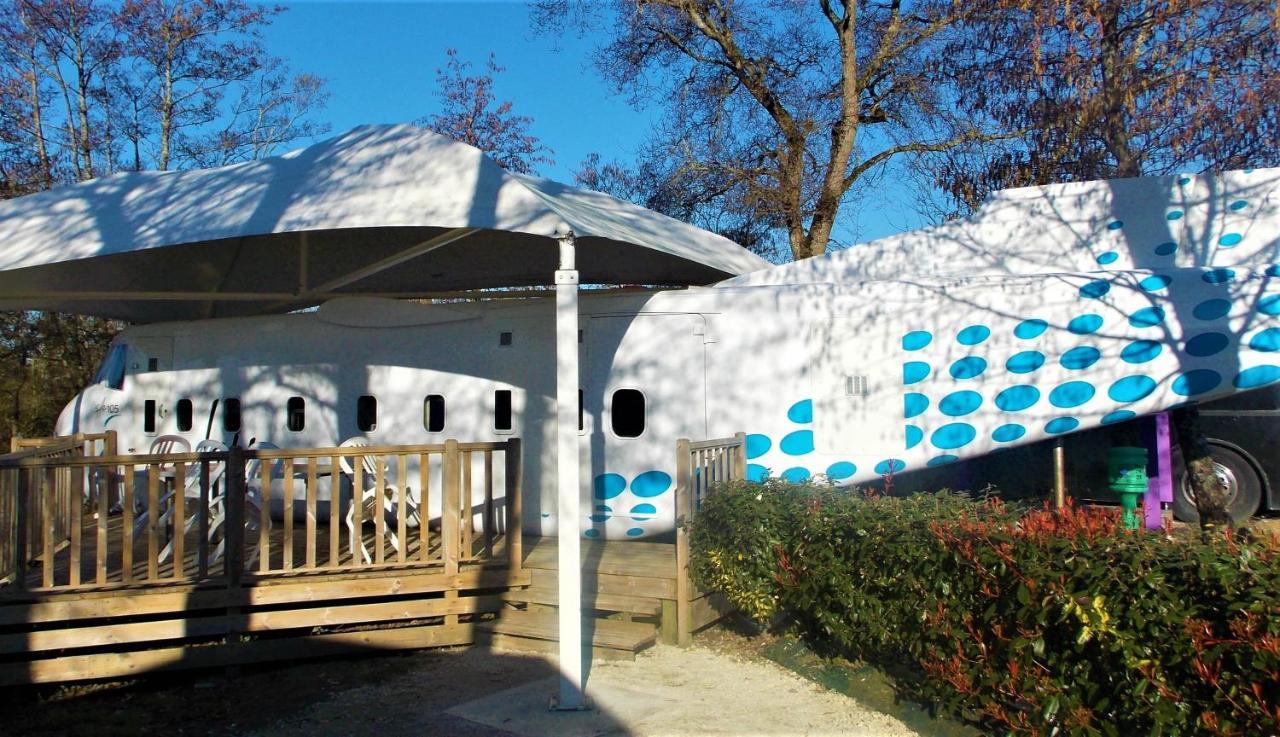 Camping Insolite Le Haut Village Saint-Michel-Chef-Chef Εξωτερικό φωτογραφία