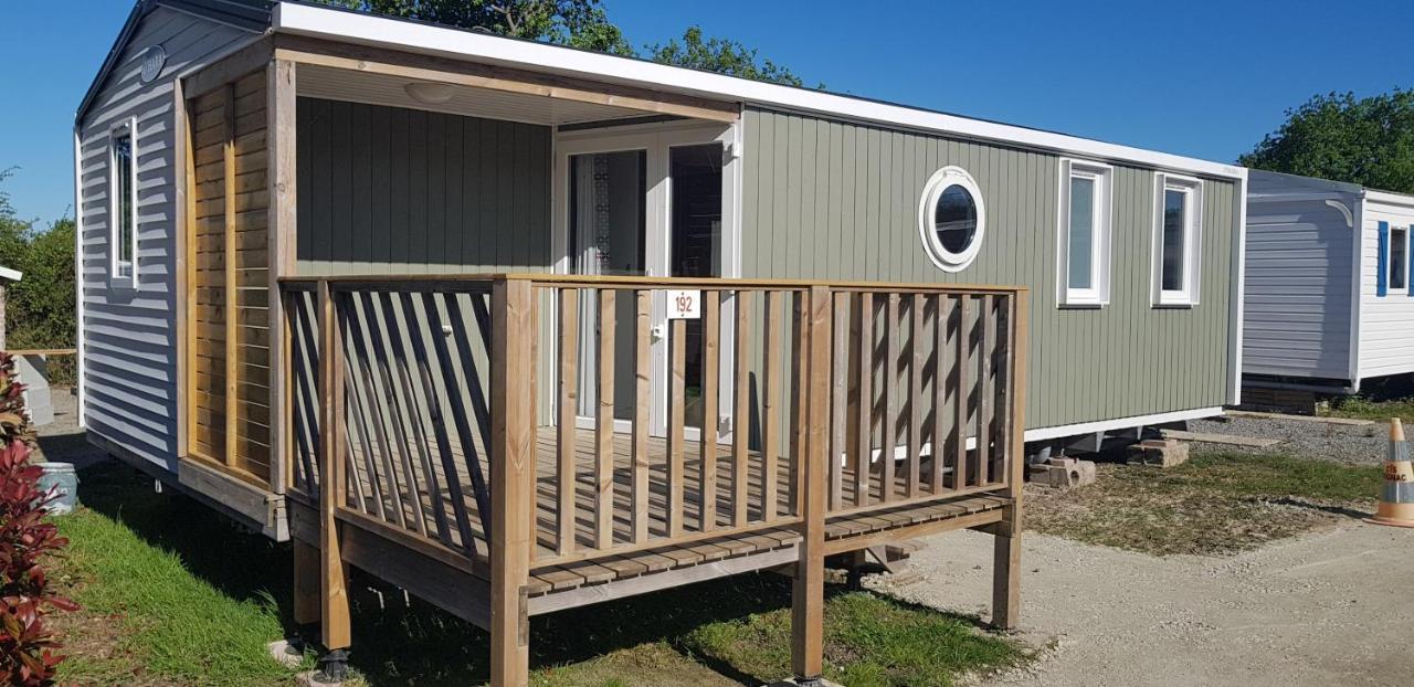Camping Insolite Le Haut Village Saint-Michel-Chef-Chef Εξωτερικό φωτογραφία