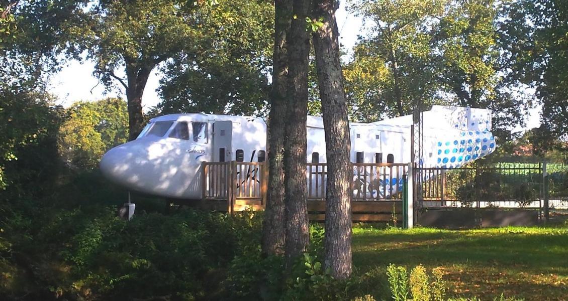 Camping Insolite Le Haut Village Saint-Michel-Chef-Chef Εξωτερικό φωτογραφία