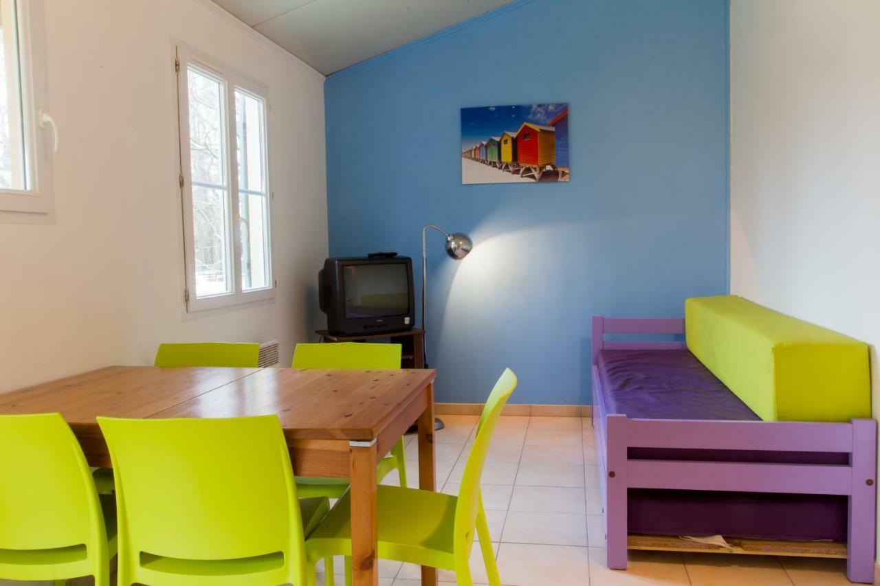 Camping Insolite Le Haut Village Saint-Michel-Chef-Chef Εξωτερικό φωτογραφία