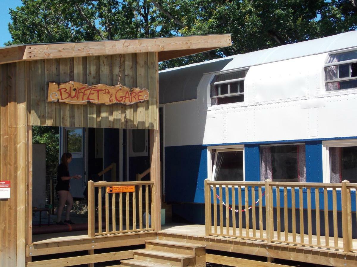 Camping Insolite Le Haut Village Saint-Michel-Chef-Chef Εξωτερικό φωτογραφία